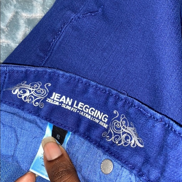 jeans - Picture 4 of 5